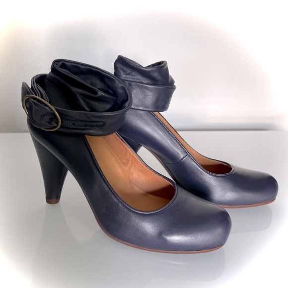 NIB CHIE MIHARA CM.JAY Maryjane Heels in Eggplant Sz EU 39 / 8.5 - Picture 1 of 5